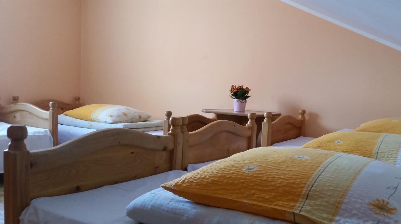 Janosik Apartment Bustryk Luaran gambar